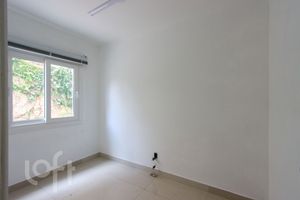 Image 11 - 864309