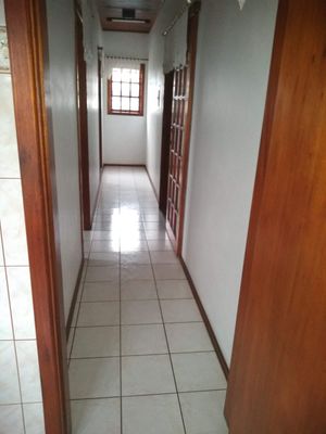 Image 17 - 864310