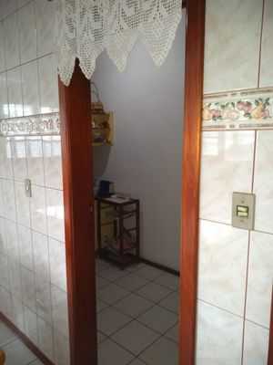 Image 7 - 864310