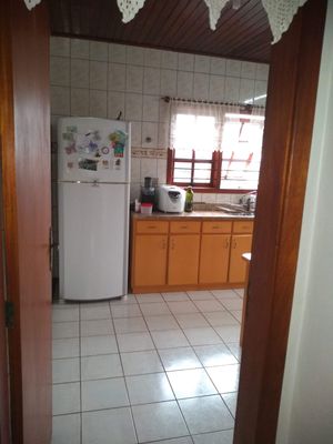 Image 6 - 864310
