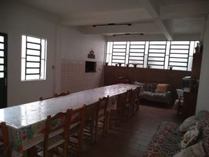 Image 12 - 864310
