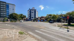 Image 44 - 864332