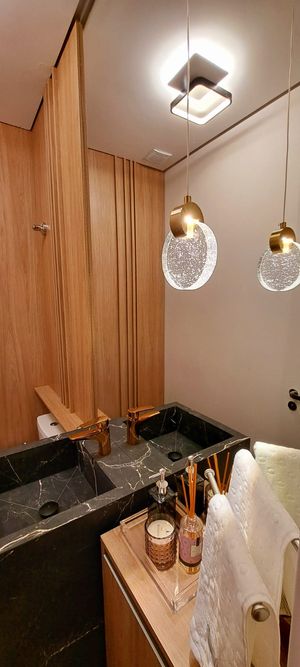 Image 11 - 864385