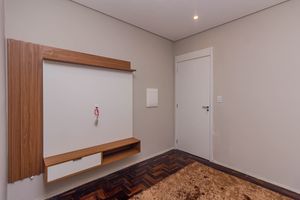 Image 8 - 864408
