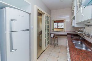 Image 22 - 864412