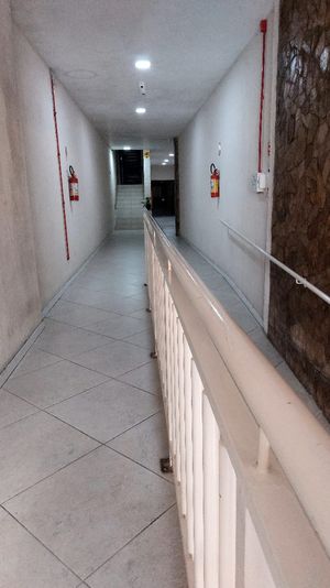 Image 15 - 864435