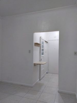 Image 8 - 864435