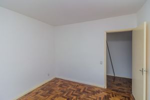 Image 8 - 864442