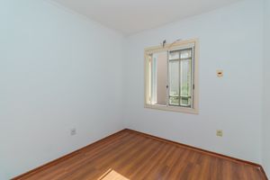 Image 9 - 864444
