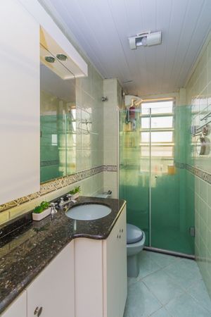 Image 9 - 864498