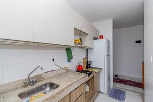 Image 17 - 864537