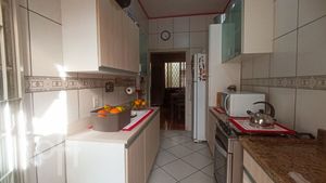 Image 16 - 864542