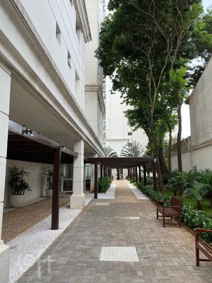 Image 21 - 864543