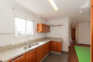 Image 30 - 864548