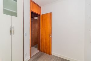 Image 14 - 864558