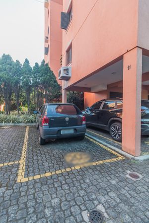 Image 21 - 864558