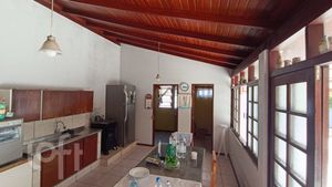 Image 4 - 864570