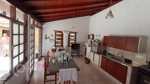 Image 3 - 864570