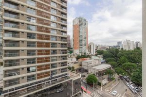 Image 13 - 864578