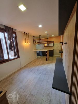 Image 17 - 864597