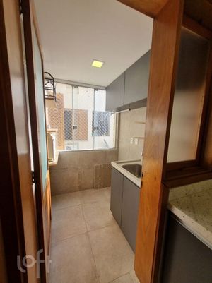 Image 11 - 864597