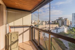 Image 4 - 864602