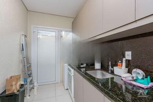 Image 42 - 864619