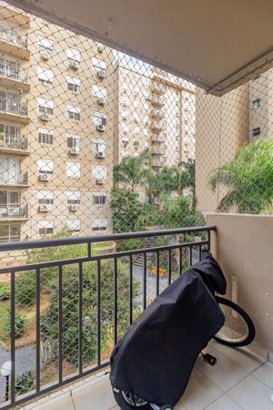 Image 4 - 864636