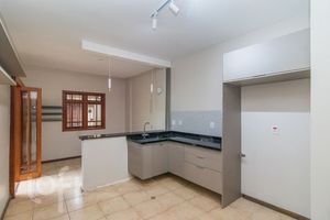 Image 17 - 864675