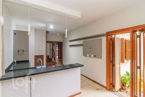 Image 18 - 864675