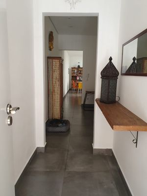 Image 3 - 864693