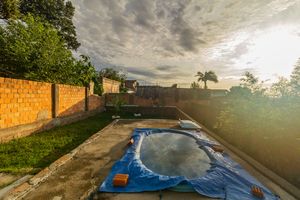 Image 23 - 864699