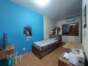 Image 10 - 864743
