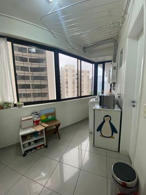 Image 9 - 864822
