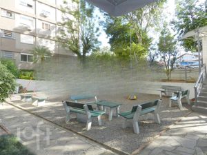 Image 17 - 864846