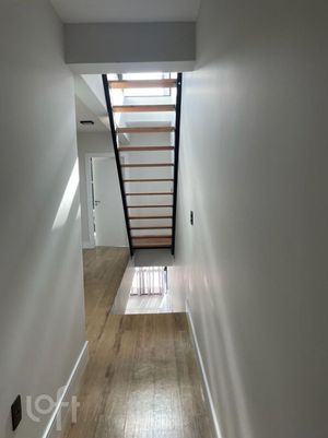Image 7 - 864864