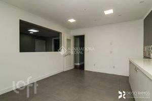 Image 10 - 864985