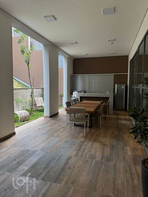 Image 15 - 865000