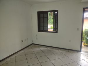 Image 0 - 865003