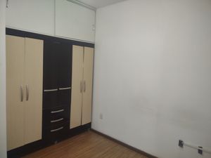 Image 4 - 865003