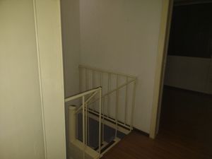 Image 5 - 865003