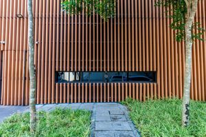 Image 40 - 865007