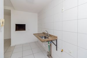 Image 21 - 865008