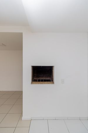 Image 23 - 865008