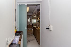 Image 32 - 865028