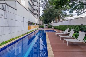 Image 68 - 865028