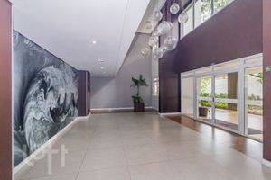 Image 43 - 865028