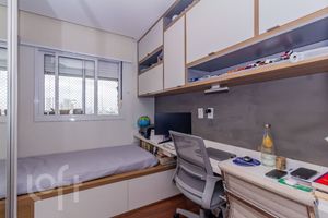 Image 11 - 865028