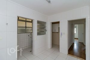 Image 19 - 865052