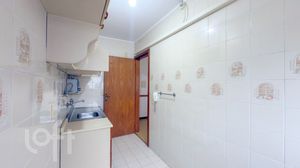 Image 11 - 865074